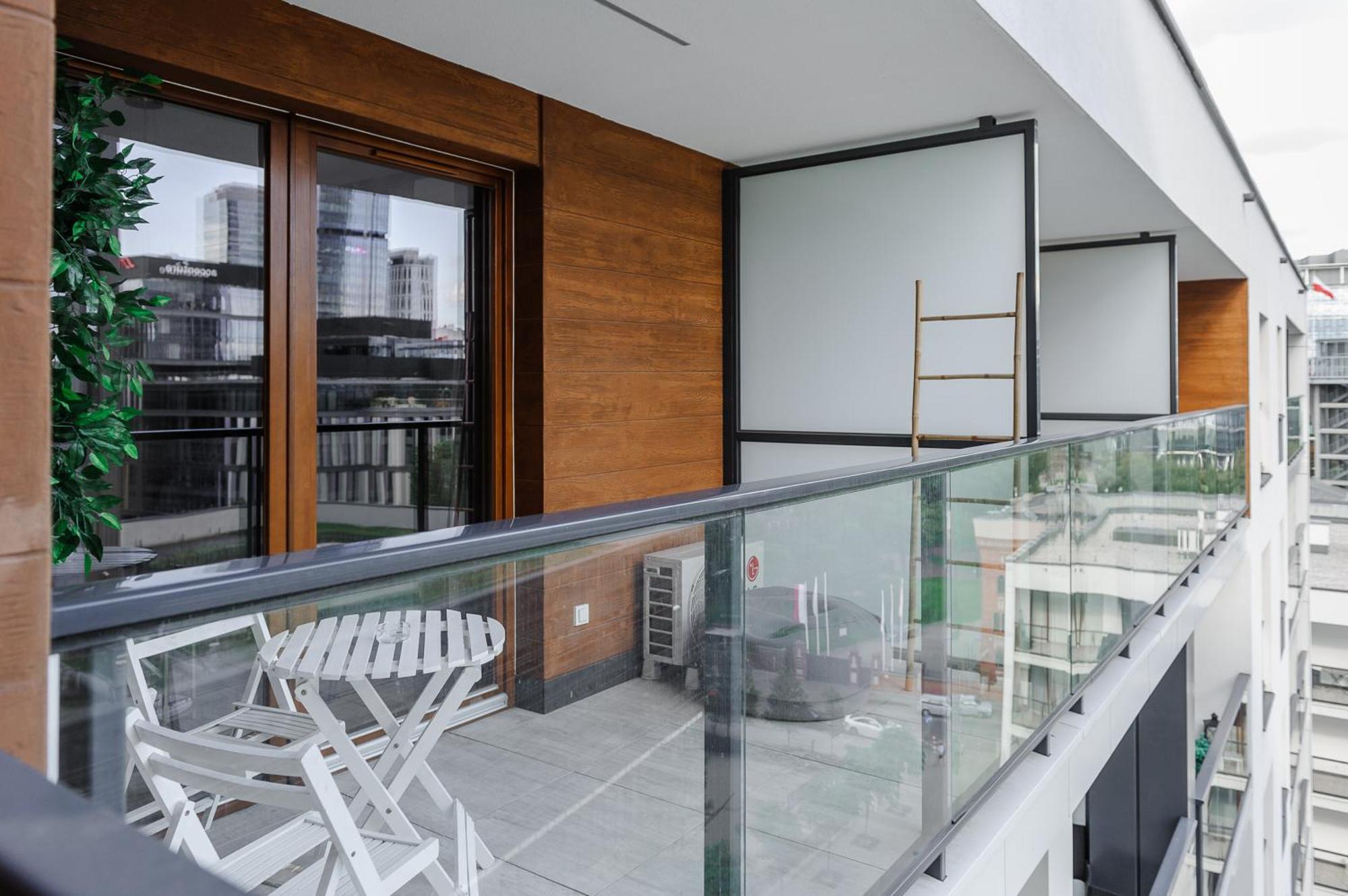 Lumina Apartment With Parking Near Muzeum Powstania 바르샤바 외부 사진